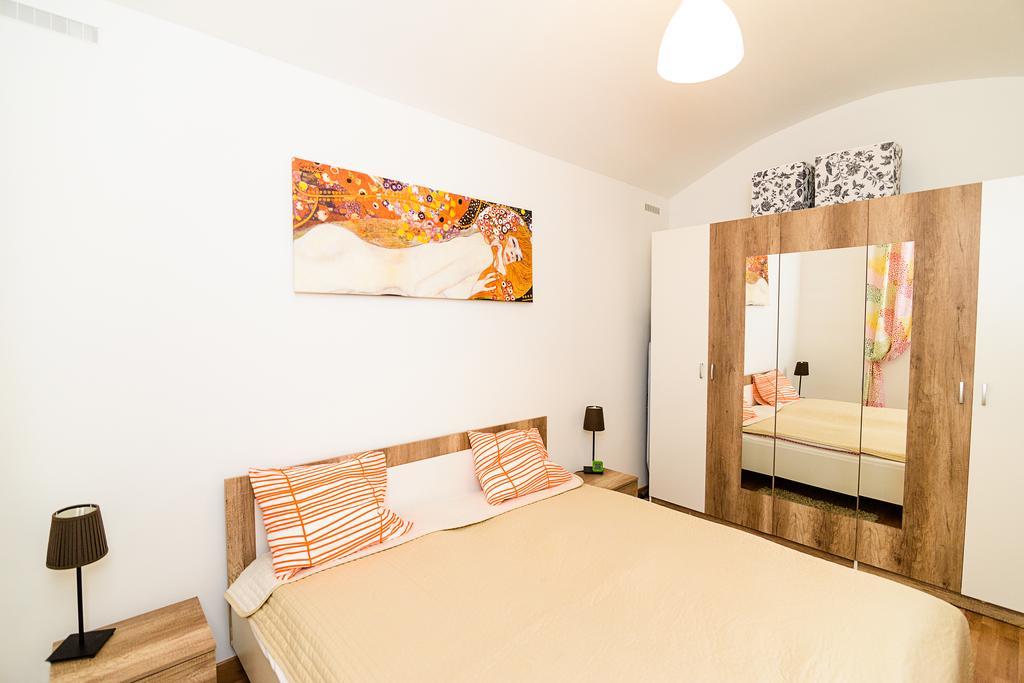 Old Town Apartments Прага Екстер'єр фото