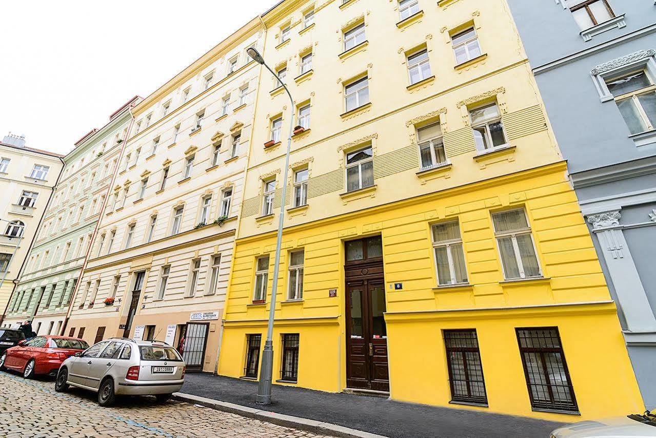 Old Town Apartments Прага Екстер'єр фото